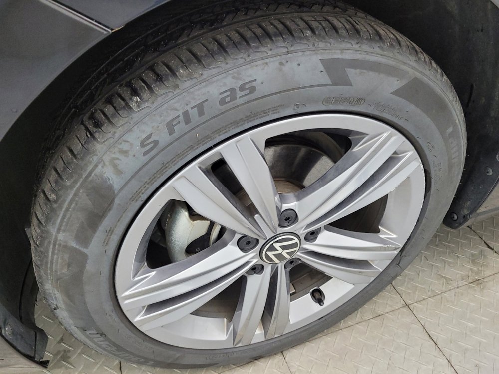 Used 2024 Volkswagen Jetta SE image 31