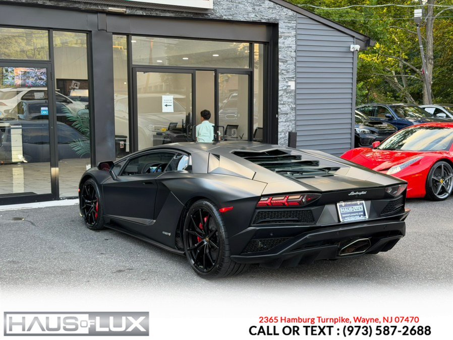 Used 2018 Lamborghini Aventador S AWD/4WD image 33