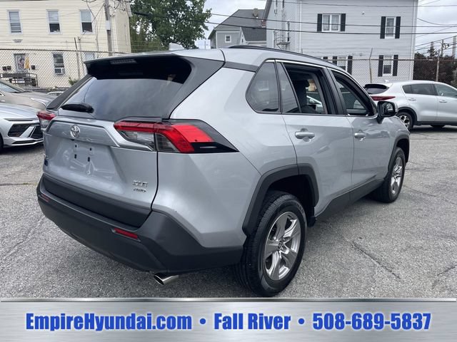 Used 2025 Toyota RAV4 XLE AWD/4WD image 8