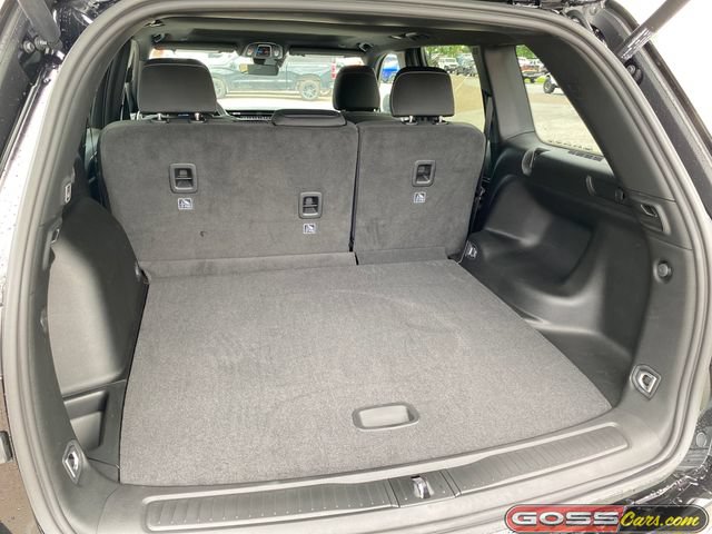 New 2026 Jeep Grand Cherokee Laredo X AWD/4WD image 8