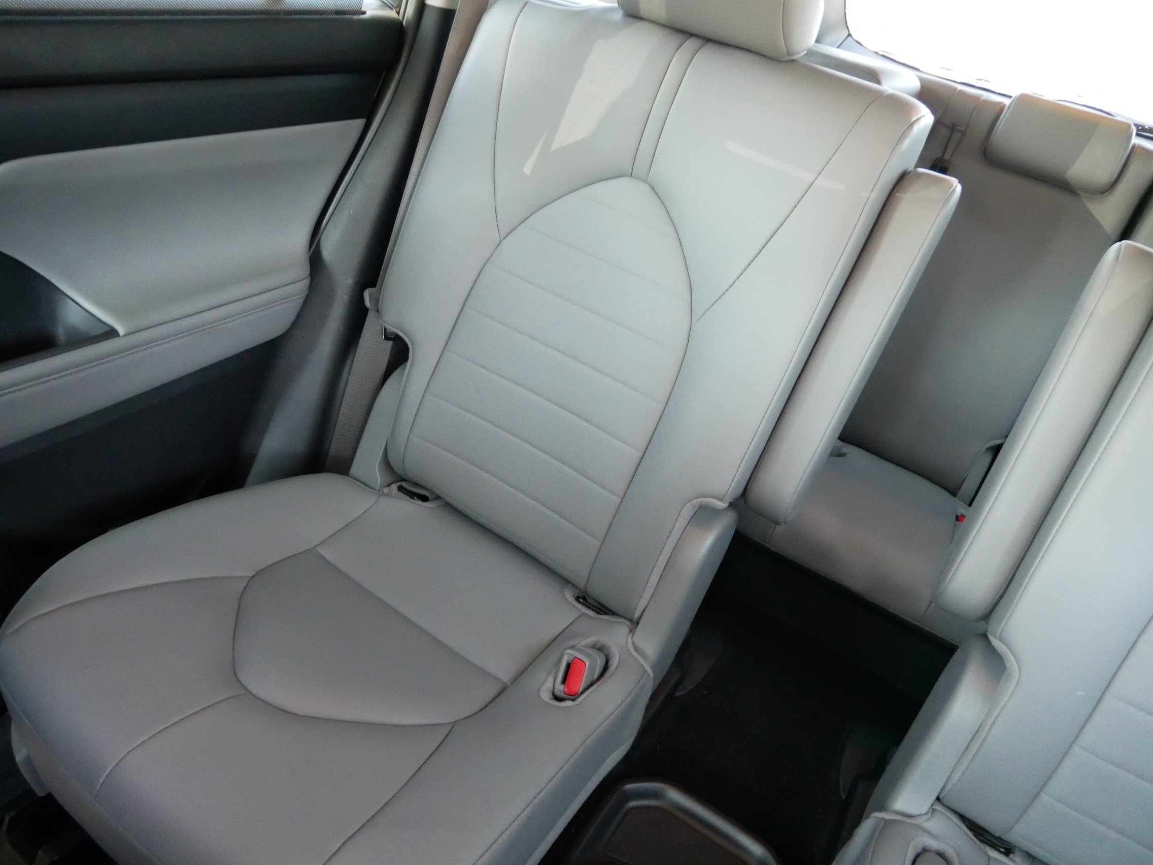 Certified 2026 Toyota Highlander XLE AWD/4WD image 12
