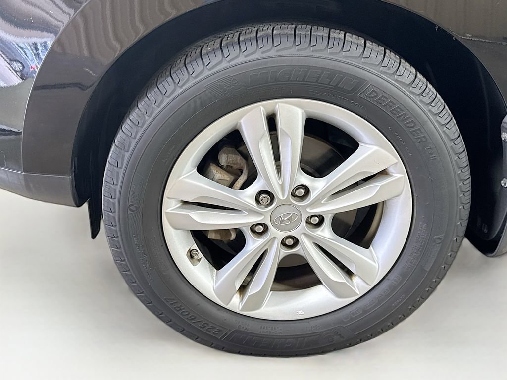 Used 2013 Hyundai Tucson GLS image 36