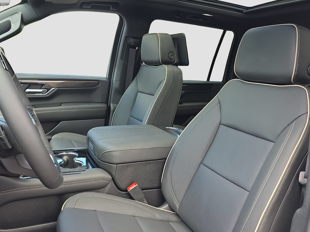 New 2026 GMC Yukon XL Elevation w/ Elevation Premium Package AWD/4WD image 7