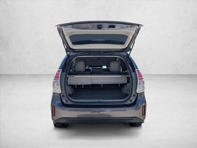 Used 2017 Toyota Prius V Four image 6