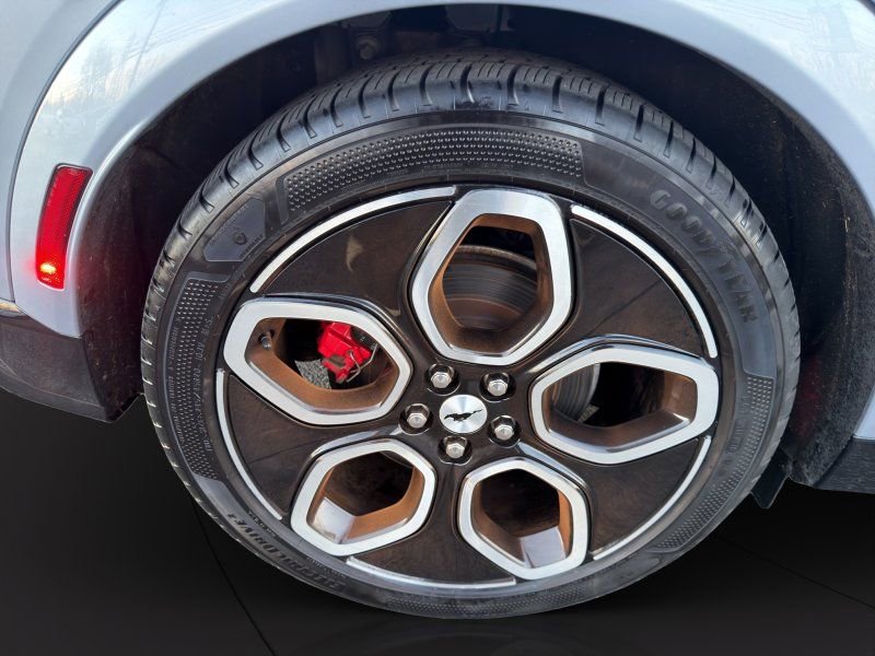 Used 2022 Ford Mustang Mach-E GT image 23