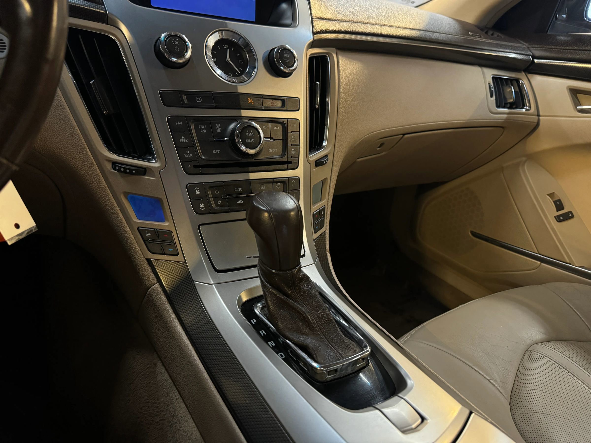 Used 2010 Cadillac CTS AWD Wagon image 18