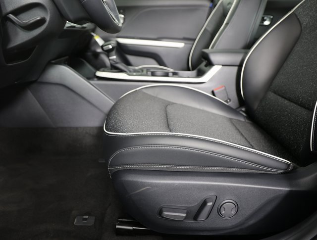 New 2025 Kia K4 GT-Line image 11