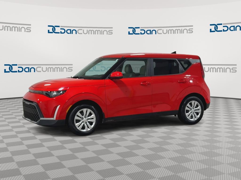 Used 2023 Kia Soul LX FWD image 4