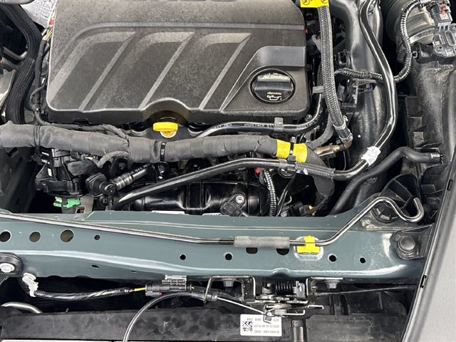Used 2026 Chevrolet Trax LT w/ Sunroof Package FWD image 29