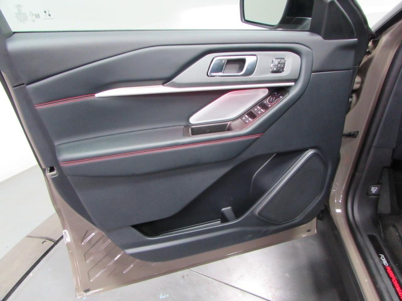 New 2026 Ford Explorer ST w/ Sun And Sound Package image 11