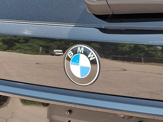 Used 2024 BMW X7 xDrive40i w/ M Sport Package AWD/4WD image 39