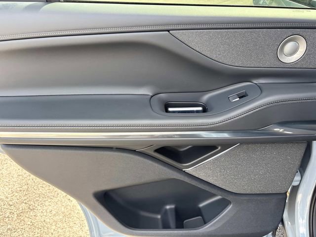 New 2025 Lincoln Navigator Reserve w/ Jet Appearance Package image 20