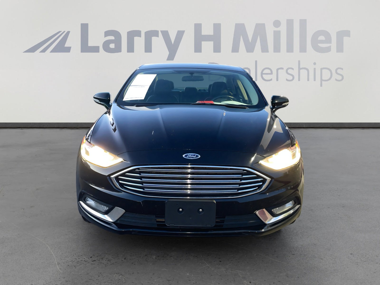 Used 2017 Ford Fusion SE w/ Equipment Group 201A AWD/4WD image 8