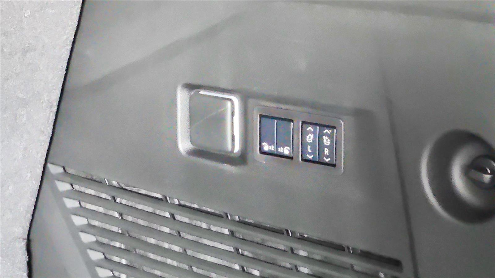 New 2026 Chevrolet Tahoe High Country w/ Sun And Tow Package image 38