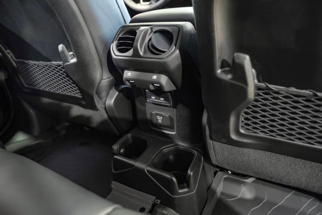 Used 2025 Jeep Gladiator Rubicon w/ Safety Group AWD/4WD image 78