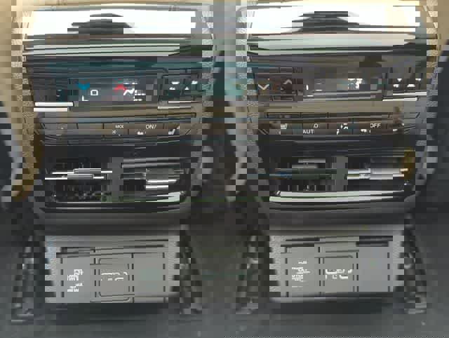 Certified 2026 Acura MDX FWD w/ Technology Package image 40