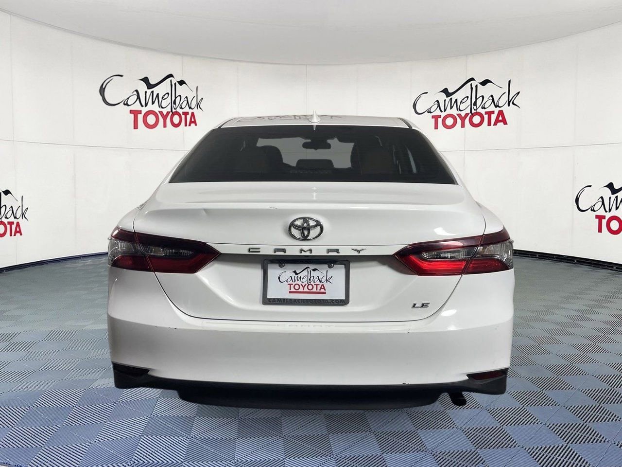 Used 2024 Toyota Camry LE image 6