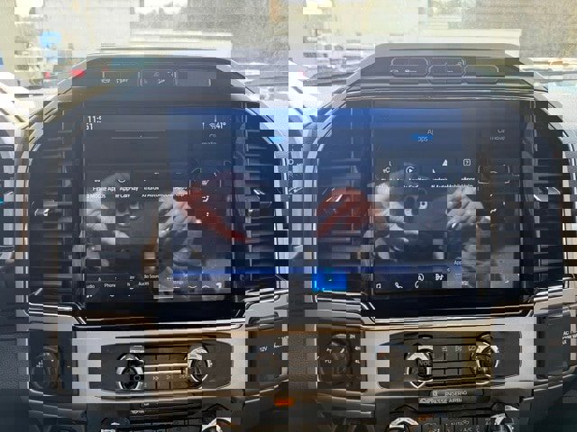 Used 2022 Ford F250 Lariat w/ Chrome Package image 16