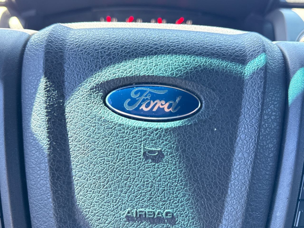 Used 2014 Ford F150 FX4 w/ Equipment Group 402A Luxury AWD/4WD image 30