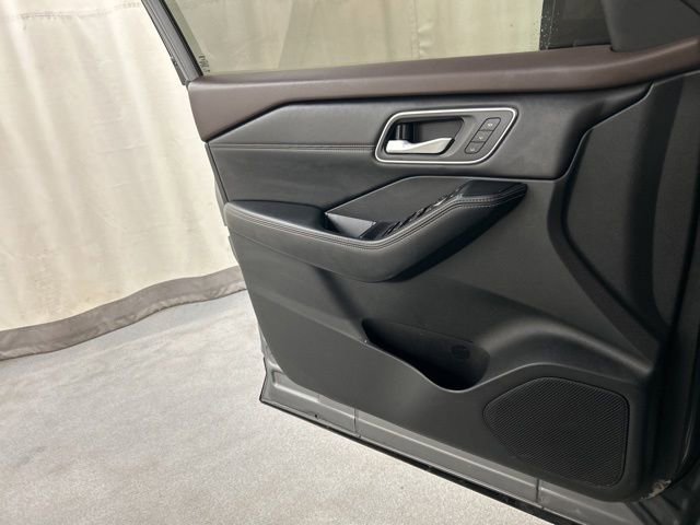 Used 2021 Nissan Rogue SL w/ Premium Package AWD/4WD image 19