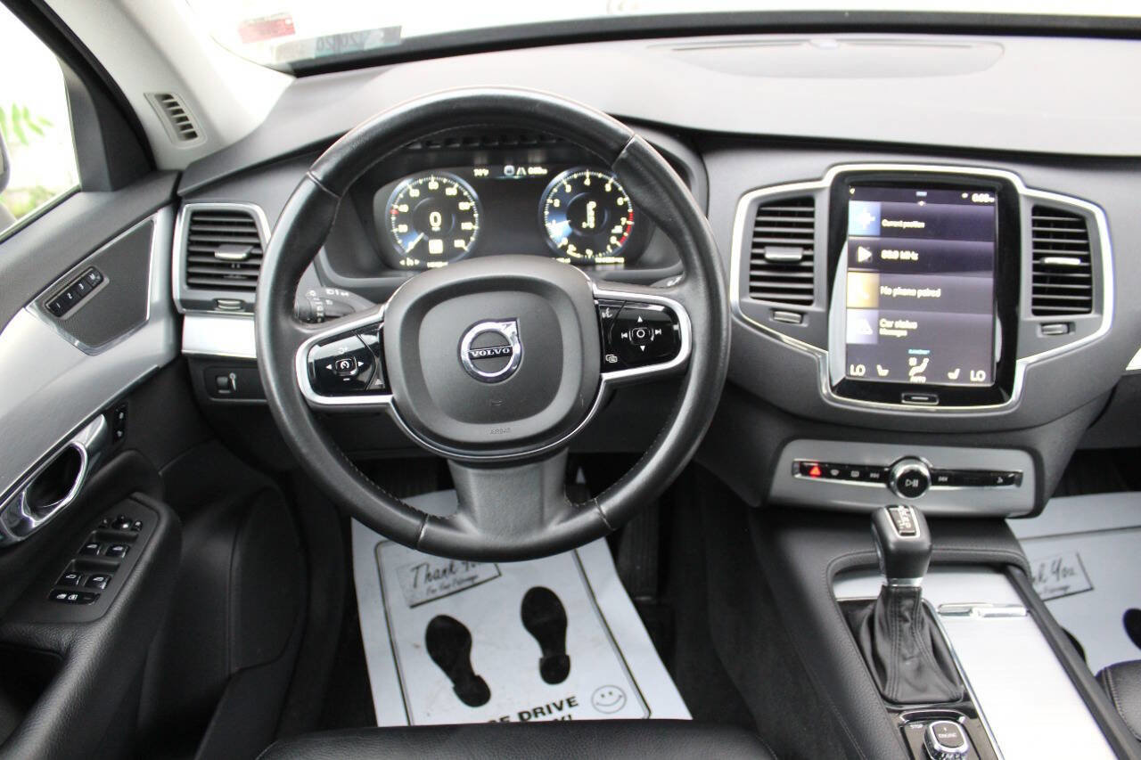 Used 2016 Volvo XC90 T6 Momentum image 25