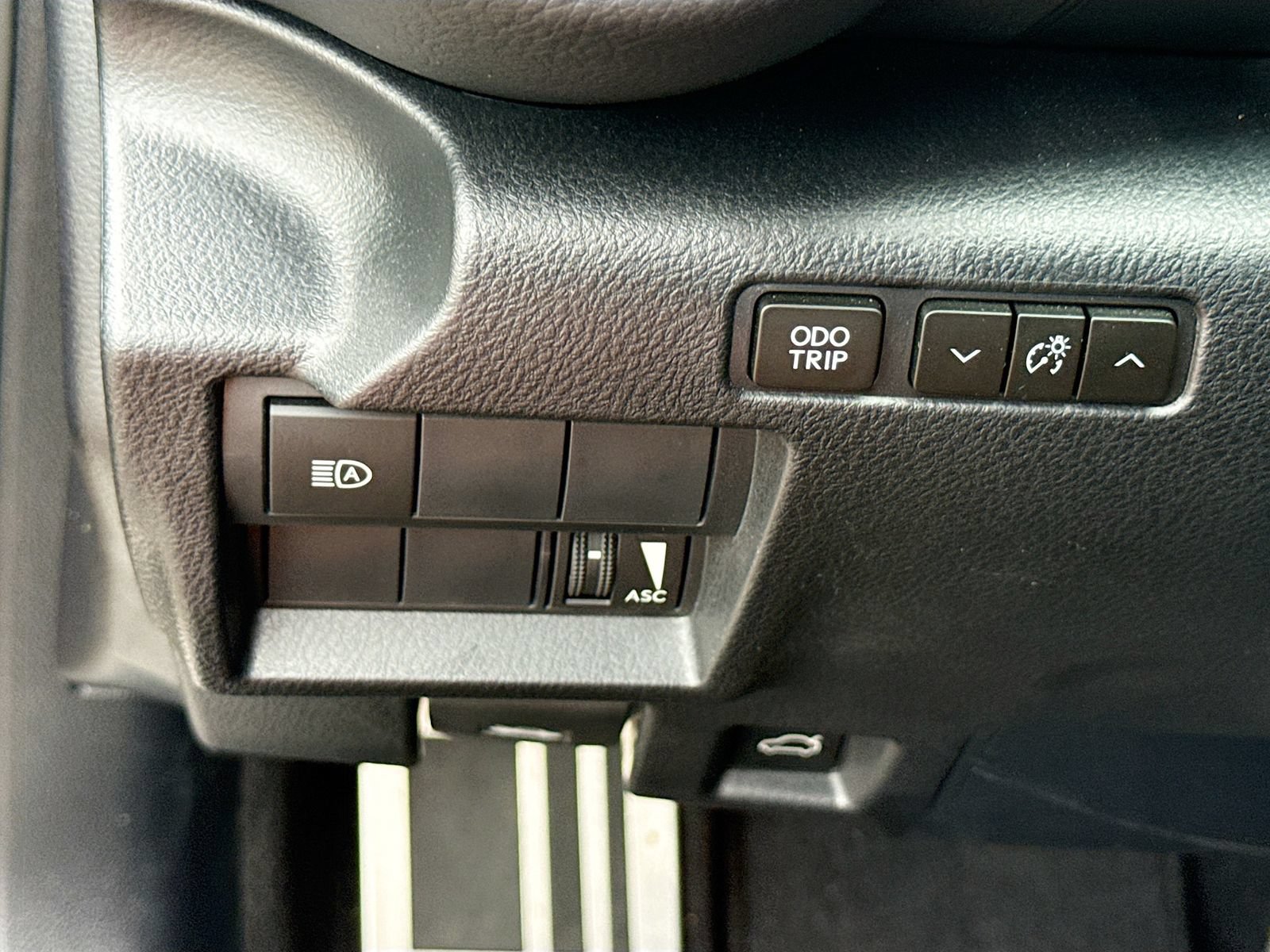 Used 2023 Lexus IS 350 F Sport w/ Memory Package RWD image 10