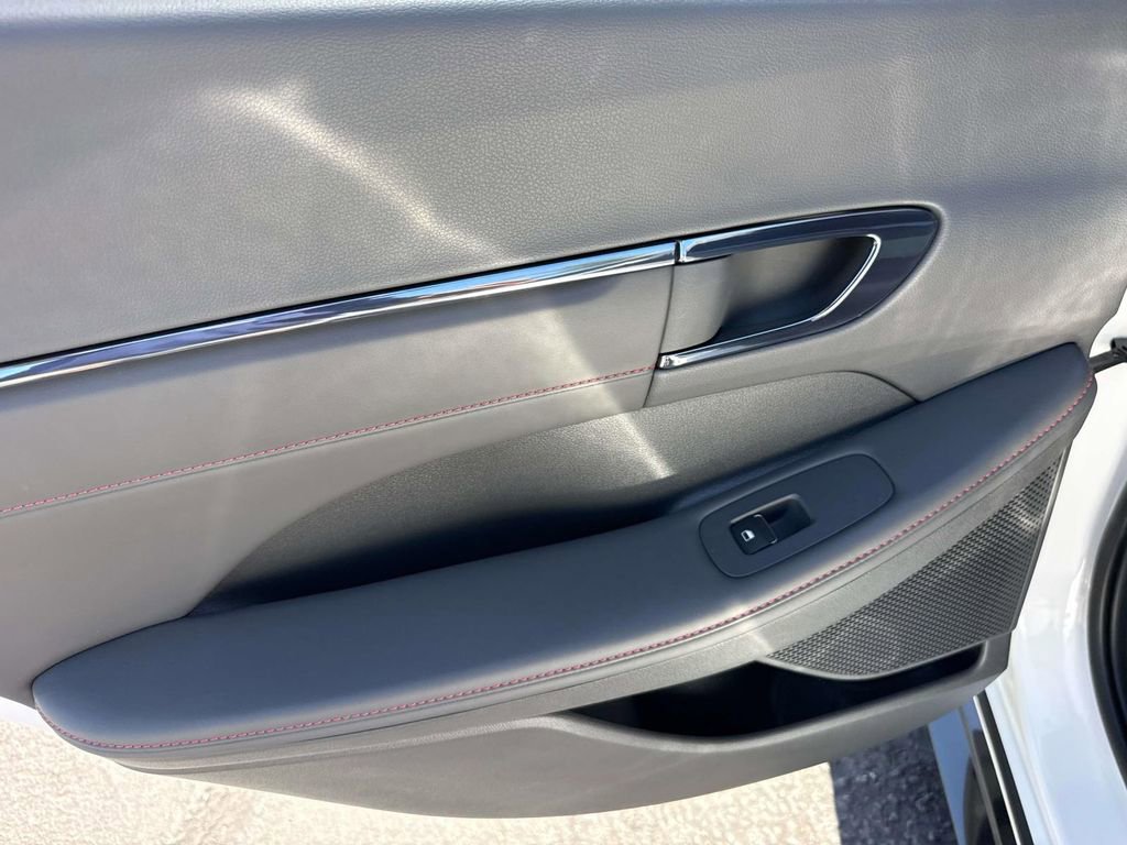 Used 2022 Hyundai Sonata N Line image 8