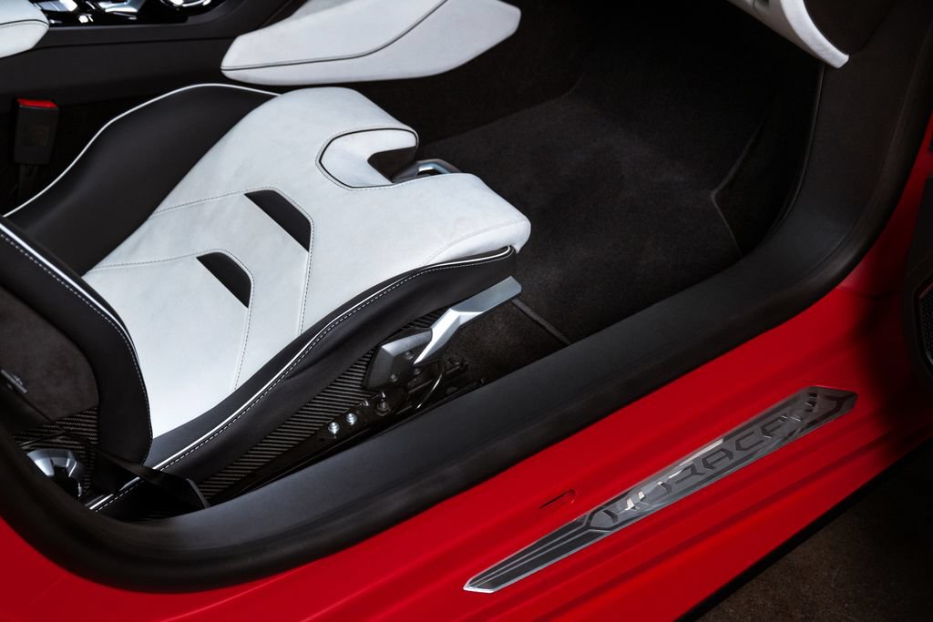 Used 2024 Lamborghini Huracan EVO AWD/4WD image 41