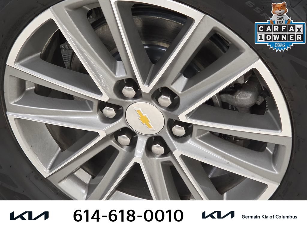 Used 2022 Chevrolet Traverse LT w/ LPO, Blackout Package AWD/4WD image 13