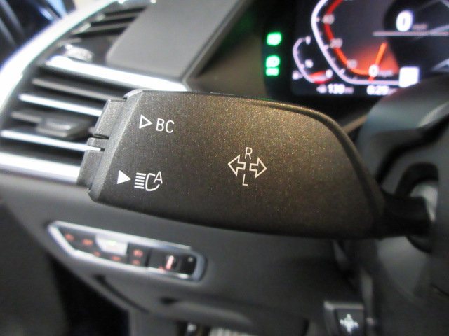 Used 2020 BMW X7 xDrive40i w/ Premium Package image 26