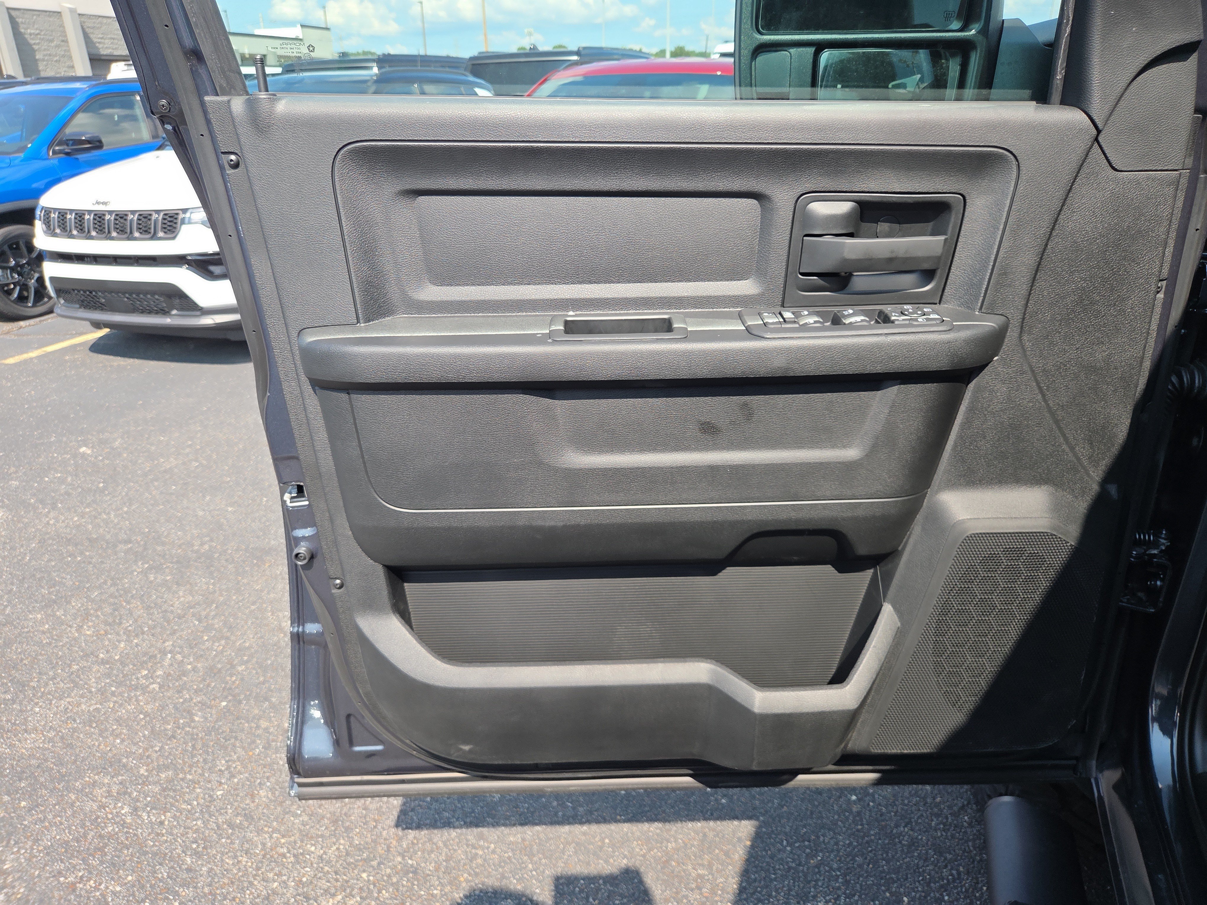 New 2026 RAM 2500 Warlock AWD/4WD image 5