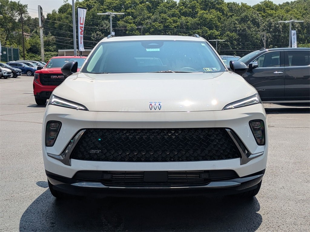 New 2025 Buick Envision Sport Touring image 2