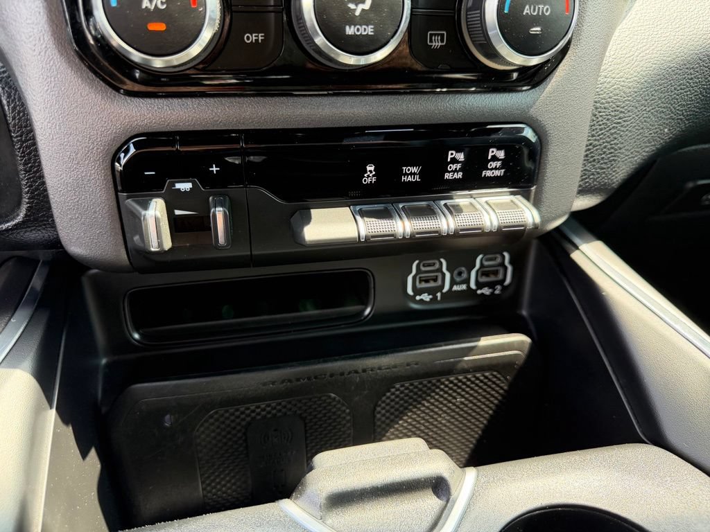 Used 2021 RAM 1500 Laramie AWD/4WD image 25