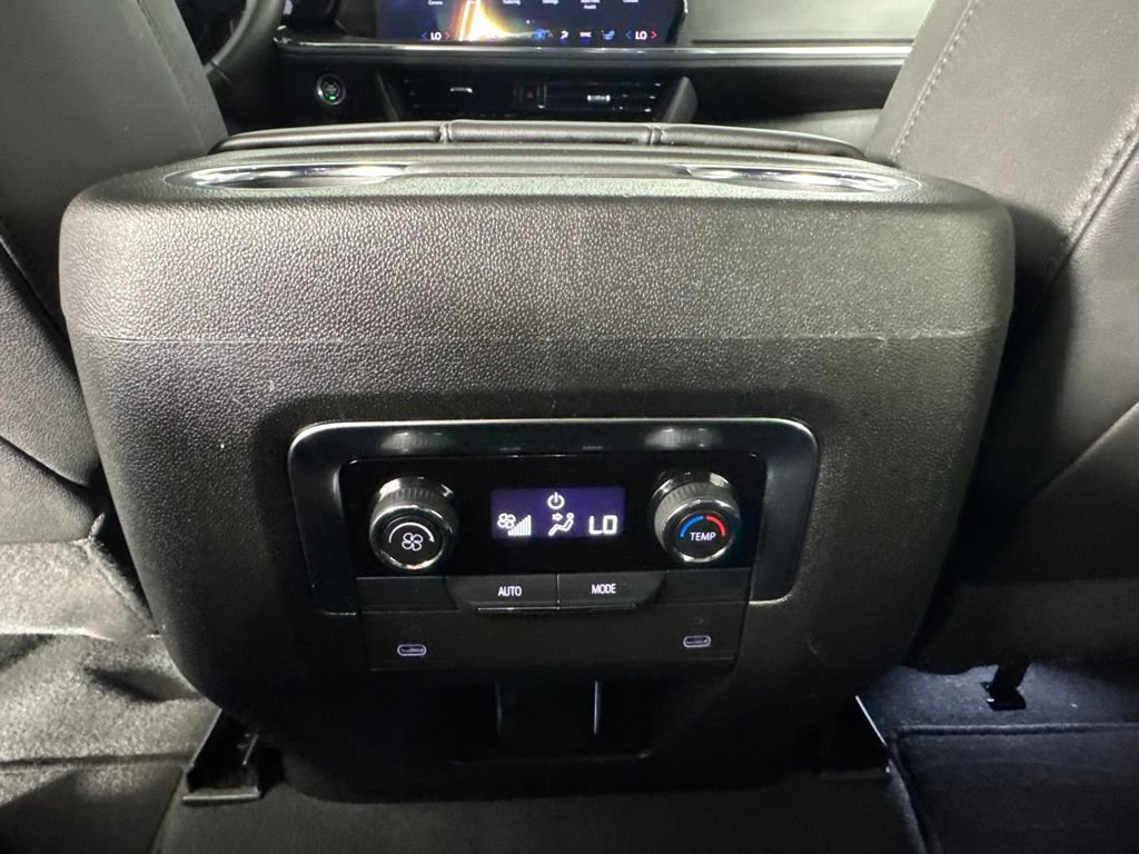 Certified 2025 Chevrolet Tahoe Z71 AWD/4WD image 28