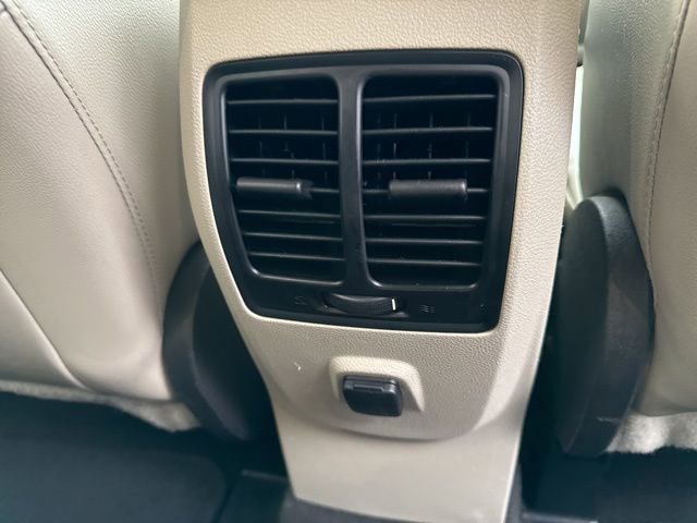 Used 2018 Ford Escape SEL image 25