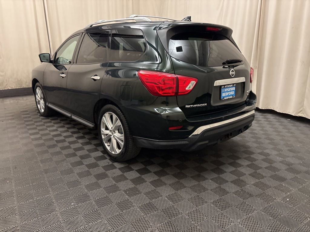 Used 2019 Nissan Pathfinder SL w/ SL Premium Package image 7