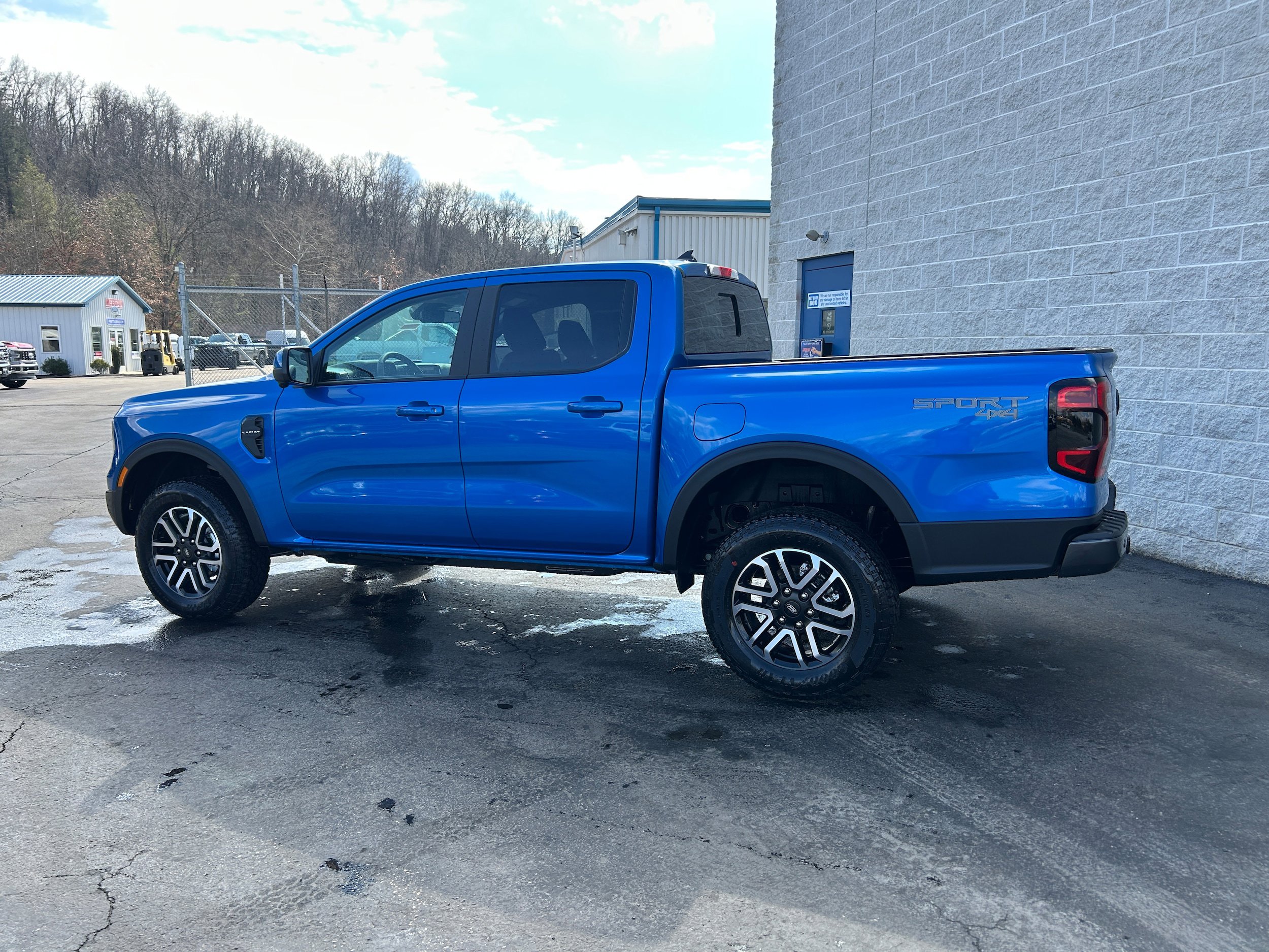 New 2026 Ford Ranger Lariat w/ Convenience Package image 7