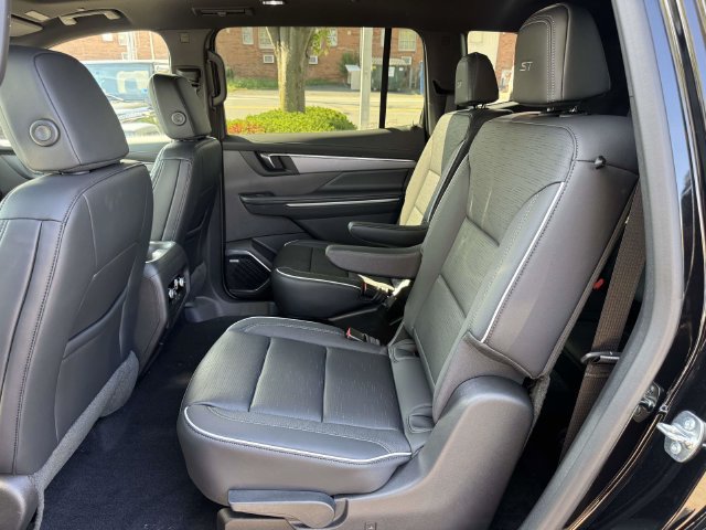 New 2026 Buick Enclave Sport Touring w/ Super Cruise Package FWD image 10