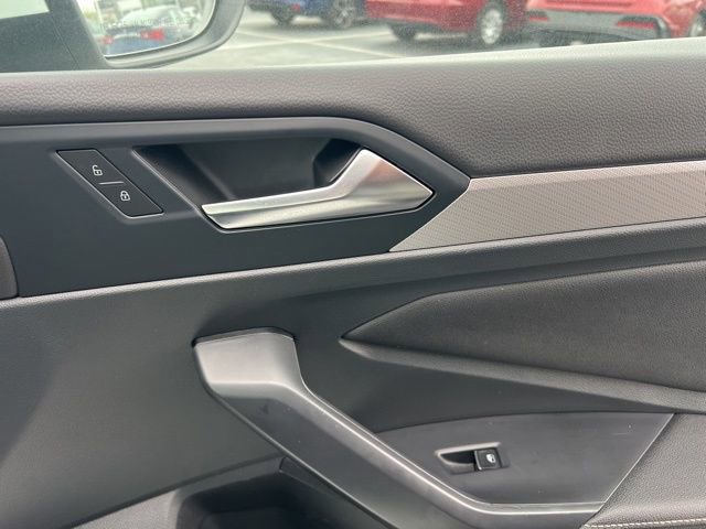 Used 2024 Volkswagen Jetta S image 31