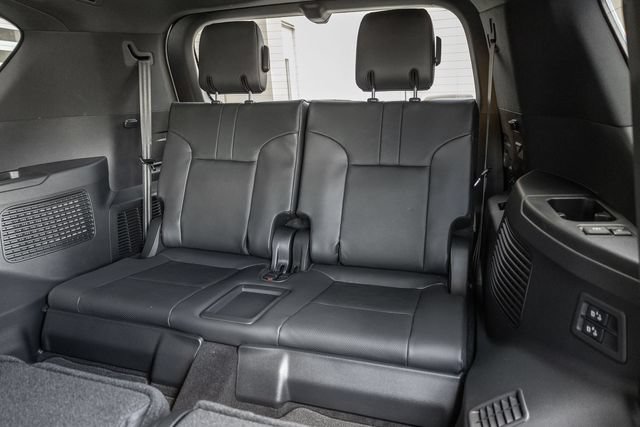 New 2026 Lexus LX 700h Luxury AWD/4WD image 9
