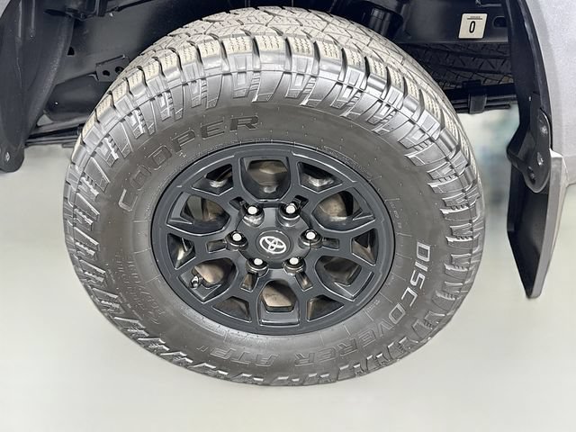 Certified 2019 Toyota Tacoma SR5 RWD image 29