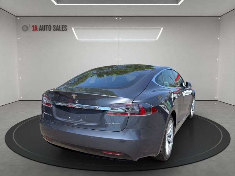 Used 2019 Tesla Model S Long Range AWD/4WD image 5