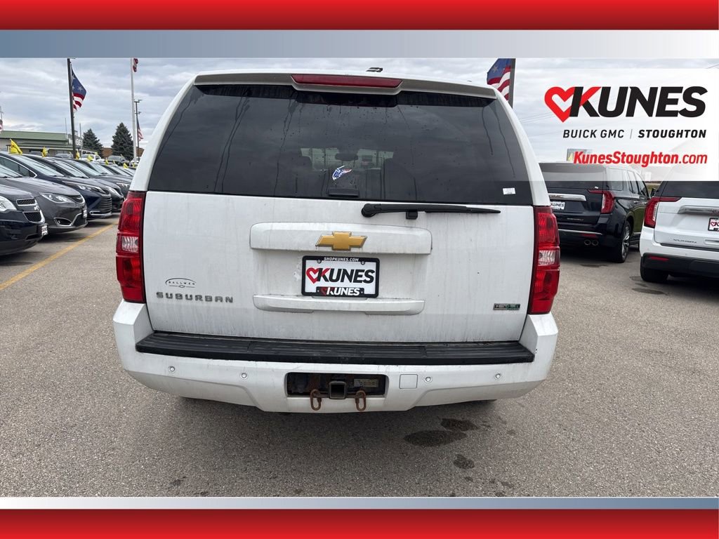 Used 2012 Chevrolet Suburban LT w/ Luxury Package image 8