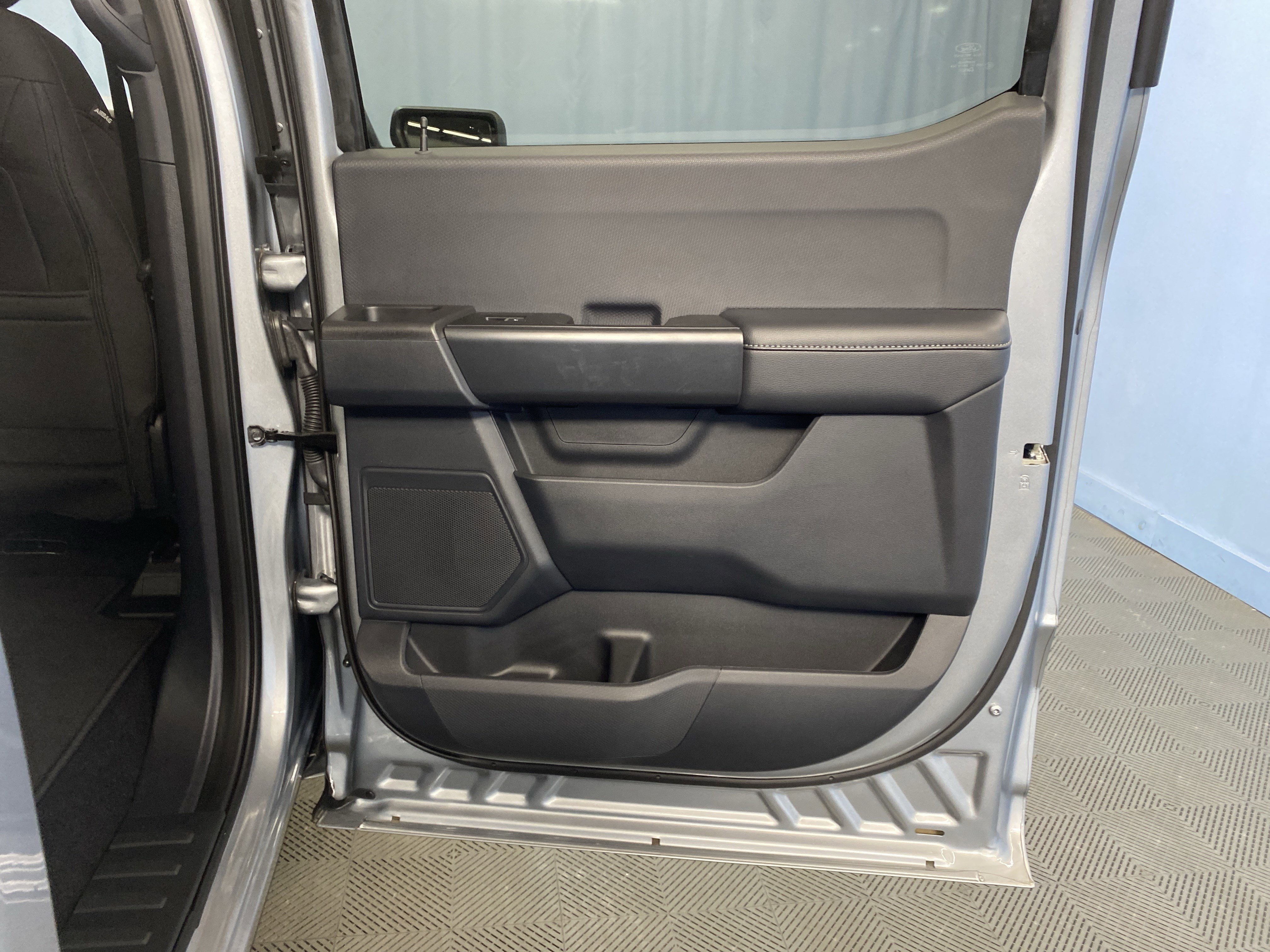 Used 2024 Ford F150 STX image 43