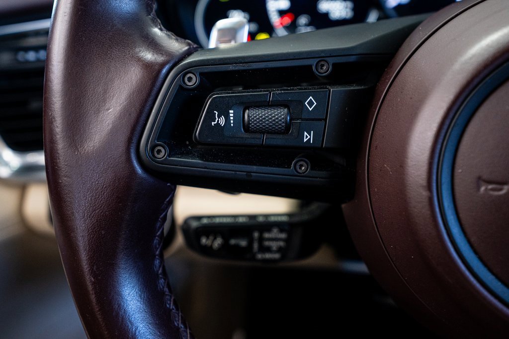 Used 2023 Porsche Panamera Platinum Edition image 42