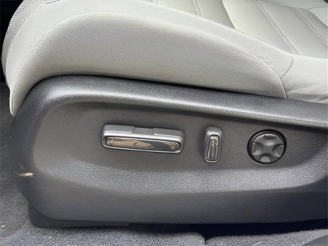 Used 2022 Honda CR-V EX image 14