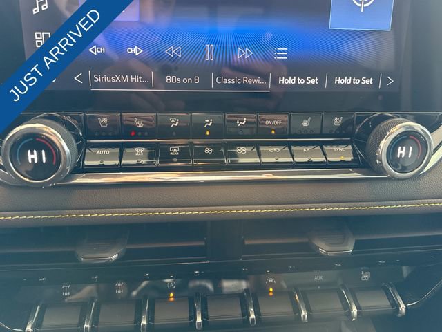 Used 2024 Chevrolet Colorado ZR2 w/ ZR2 Convenience Package III image 15