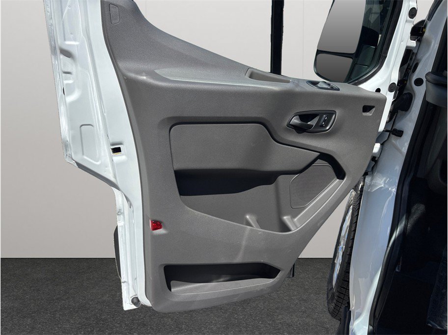 Used 2026 Ford Transit 350 XLT RWD image 18
