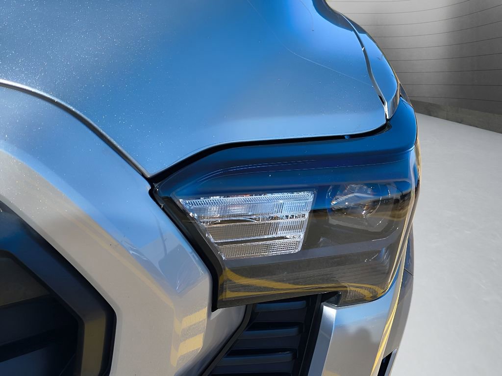 Used 2024 Toyota Tacoma SR RWD image 13