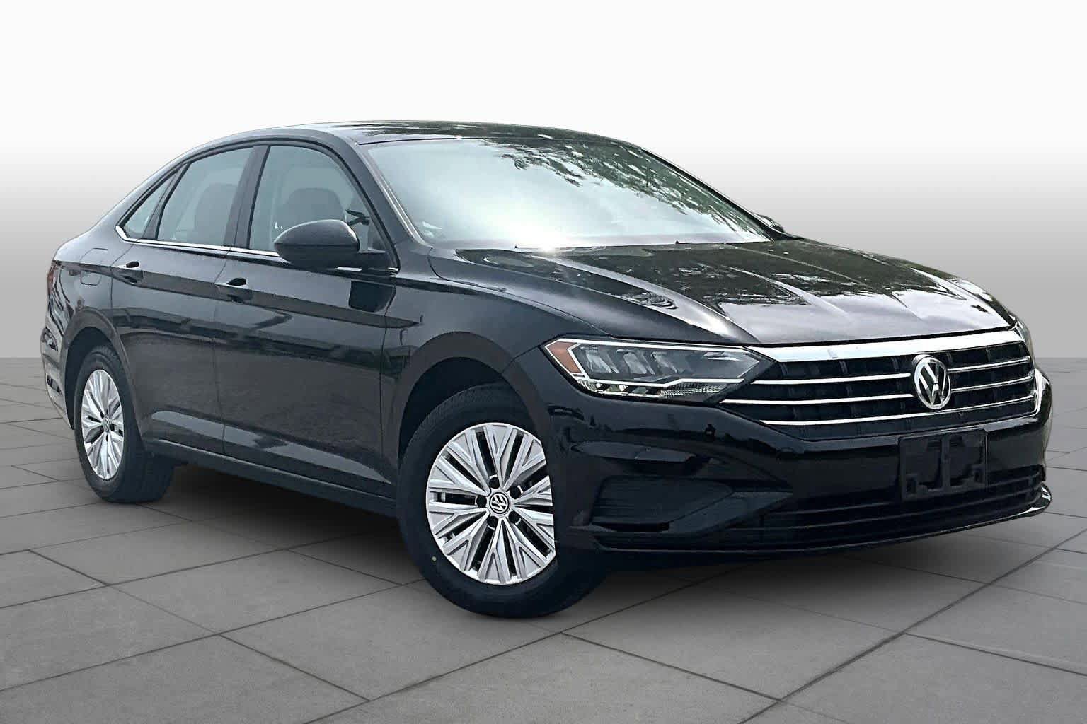 Used 2020 Volkswagen Jetta S w/ Driver Assistance Package FWD image 3